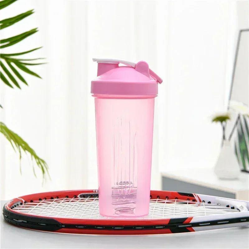600ml Portable Protein Powder Shaker Bottle Leak Proof Water Bottle for Gym Fitness Training Sport Shaker Mixing Cup